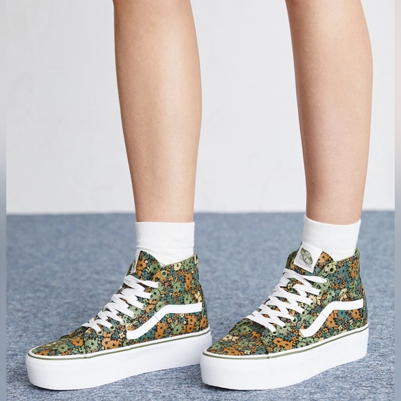 Vans Camouflage High-Top Sneakers - Picture 5 of 15